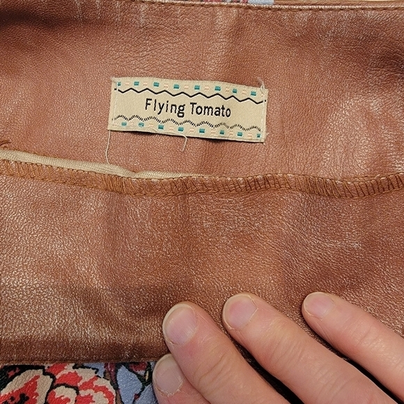 Flying Tomatoe Faux Leather Floral Mini Skirt Size XS - Picture 6 of 9